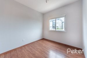 Apartamento à venda com 102m², 3 dormitórios, 1 suíte, 2 vagas, no bairro Tristeza em Porto Alegre