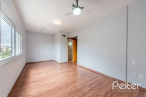 Apartamento à venda com 102m², 3 dormitórios, 1 suíte, 2 vagas, no bairro Tristeza em Porto Alegre