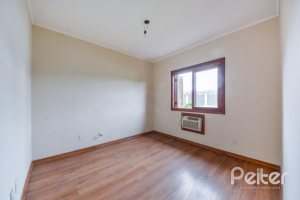 Casa em Condomínio à venda com 168m², 3 dormitórios, 1 suíte, 4 vagas, no bairro Ipanema em Porto Alegre