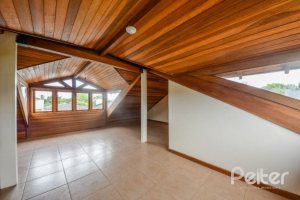 Casa em Condomínio à venda com 168m², 3 dormitórios, 1 suíte, 4 vagas, no bairro Ipanema em Porto Alegre