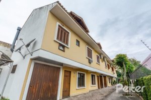 Casa em Condomínio à venda com 168m², 3 dormitórios, 1 suíte, 4 vagas, no bairro Ipanema em Porto Alegre