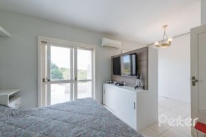 Casa em Condomínio à venda com 178m², 4 dormitórios, 2 suítes, 2 vagas, no bairro Mountain Ville em PORTO ALEGRE