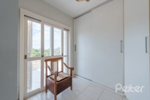 Casa em Condomínio à venda com 178m², 4 dormitórios, 2 suítes, 2 vagas, no bairro Mountain Ville em PORTO ALEGRE