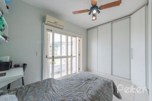 Casa em Condomínio à venda com 178m², 4 dormitórios, 2 suítes, 2 vagas, no bairro Mountain Ville em PORTO ALEGRE