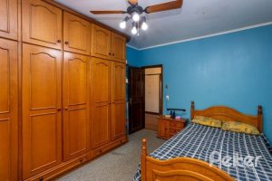 Casa à venda com 400m², 4 dormitórios, 2 suítes, 4 vagas, no bairro Vila Assunção em Porto Alegre