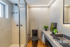 Apartamento à venda com 299m², 4 dormitórios, 4 suítes, 3 vagas, no bairro Golden Lake em Porto Alegre