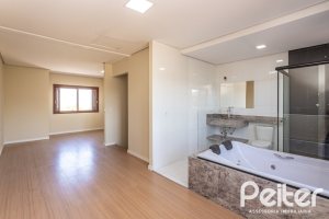Casa à venda com 186m², 3 dormitórios, 3 suítes, 2 vagas, no bairro Espírito Santo em Porto Alegre