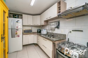 Apartamento à venda com 82m², 2 dormitórios, 1 suíte, 2 vagas, no bairro Ipanema em Porto Alegre