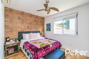 Apartamento à venda com 82m², 2 dormitórios, 1 suíte, 2 vagas, no bairro Ipanema em Porto Alegre