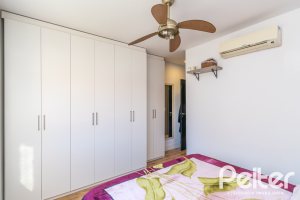 Apartamento à venda com 82m², 2 dormitórios, 1 suíte, 2 vagas, no bairro Ipanema em Porto Alegre