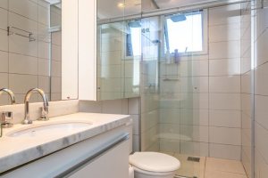 Apartamento à venda com 82m², 2 dormitórios, 1 suíte, 2 vagas, no bairro Ipanema em Porto Alegre