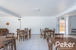 Apartamento à venda com 82m², 2 dormitórios, 1 suíte, 2 vagas, no bairro Ipanema em Porto Alegre