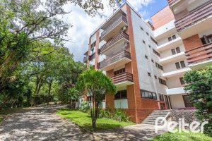 Apartamento à venda com 157m², 3 dormitórios, 1 suíte, 2 vagas, no bairro Tristeza em PORTO ALEGRE