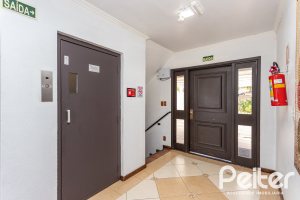 Apartamento à venda com 157m², 3 dormitórios, 1 suíte, 2 vagas, no bairro Tristeza em PORTO ALEGRE