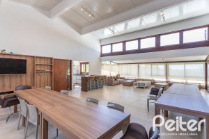  à venda, no bairro  em 