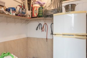 Casa à venda com 272m², 3 dormitórios, 1 suíte, 4 vagas, no bairro Tristeza em Porto Alegre