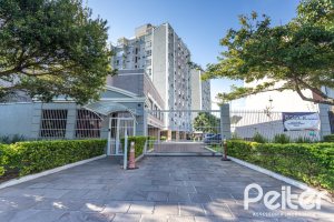 Apartamento à venda com 75m², 3 dormitórios, 1 suíte, 2 vagas, no bairro Tristeza em PORTO ALEGRE