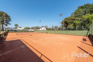 Casa em Condomínio à venda com 299m², 3 dormitórios, 1 suíte, 4 vagas, no bairro Cavalhada em PORTO ALEGRE