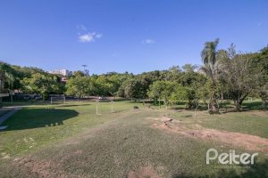 Casa em Condomínio à venda com 299m², 3 dormitórios, 1 suíte, 4 vagas, no bairro Cavalhada em PORTO ALEGRE