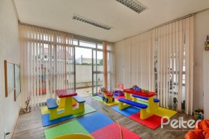 Apartamento à venda com 90m², 3 dormitórios, 1 suíte, 2 vagas, no bairro Tristeza em PORTO ALEGRE