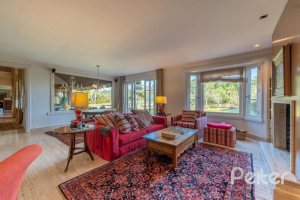 Casa em Condomínio à venda com 817m², 5 dormitórios, 5 suítes, 8 vagas, no bairro Terra Ville em PORTO ALEGRE