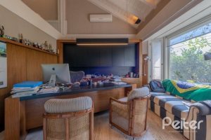 Casa em Condomínio à venda com 817m², 5 dormitórios, 5 suítes, 8 vagas, no bairro Terra Ville em PORTO ALEGRE