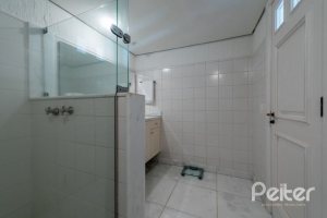 Casa em Condomínio à venda com 817m², 5 dormitórios, 5 suítes, 8 vagas, no bairro Terra Ville em PORTO ALEGRE