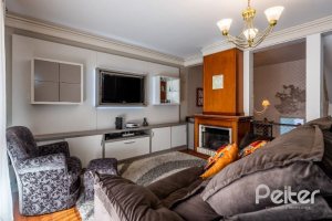 Casa em Condomínio à venda com 251m², 3 dormitórios, 1 suíte, 2 vagas, no bairro Ipanema em Porto Alegre