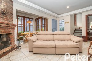 Casa em Condomínio à venda com 166m², 3 dormitórios, 1 suíte, 1 vaga, no bairro Jardim Isabel em Porto Alegre