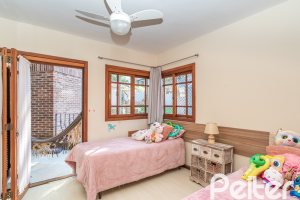 Casa em Condomínio à venda com 166m², 3 dormitórios, 1 suíte, 1 vaga, no bairro Jardim Isabel em Porto Alegre