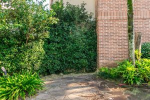 Casa em Condomínio à venda com 166m², 3 dormitórios, 1 suíte, 1 vaga, no bairro Jardim Isabel em Porto Alegre