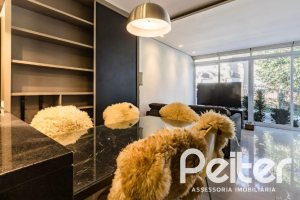 Casa em Condomínio à venda com 81m², 1 dormitório, 1 suíte, 2 vagas, no bairro Tristeza em Porto Alegre