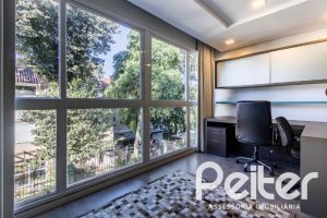 Casa em Condomínio à venda com 81m², 1 dormitório, 1 suíte, 2 vagas, no bairro Tristeza em Porto Alegre