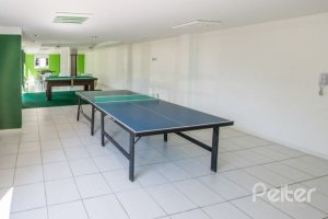 Apartamento à venda com 65m², 2 dormitórios, 1 suíte, 1 vaga, no bairro Cristal em PORTO ALEGRE