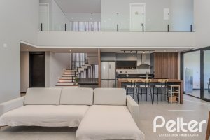 Casa em Condomínio à venda com 345m², 4 dormitórios, 4 suítes, 4 vagas, no bairro Alphaville em PORTO ALEGRE
