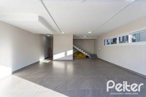 Casa em Condomínio à venda com 400m², 3 dormitórios, 3 suítes, 4 vagas, no bairro Alphaville em PORTO ALEGRE