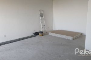 Comercial à venda com 40m², 1 vaga, no bairro Cristal em Porto Alegre