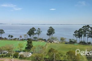 Comercial à venda com 40m², 1 vaga, no bairro Cristal em Porto Alegre