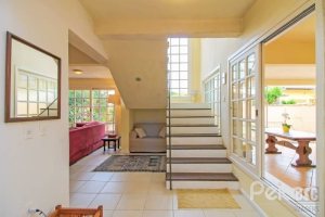 Casa à venda com 312m², 3 dormitórios, 2 suítes, 2 vagas, no bairro Ipanema em Porto Alegre