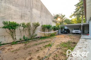 Casa à venda com 300m², 5 dormitórios, 5 suítes, 4 vagas, no bairro Jardim Isabel em Porto Alegre