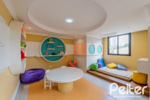 Apartamento à venda com 73m², 3 dormitórios, 1 suíte, 2 vagas, no bairro Tristeza em PORTO ALEGRE