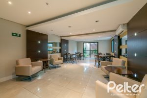 Apartamento à venda com 73m², 3 dormitórios, 1 suíte, 2 vagas, no bairro Tristeza em PORTO ALEGRE