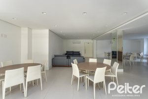 Apartamento à venda com 186m², 3 dormitórios, 3 suítes, 2 vagas, no bairro Tristeza em PORTO ALEGRE