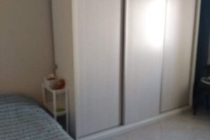 Casa à venda com 107m², 3 dormitórios, 1 suíte, 3 vagas, no bairro Guarujá em Porto Alegre