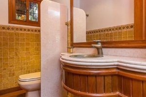 Casa à venda com 1107m², 4 dormitórios, 4 suítes, 8 vagas, no bairro Vila Assunção em Porto Alegre