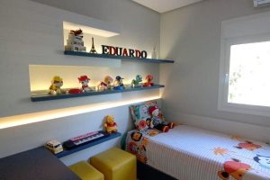 Casa à venda com 118m², 3 dormitórios, 1 suíte, 2 vagas, no bairro Hípica em Porto Alegre