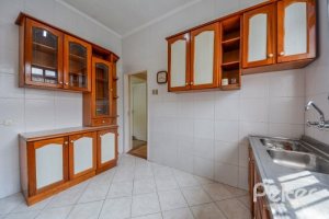 Casa à venda com 120m², 3 dormitórios, 2 vagas, no bairro Ipanema em Porto Alegre