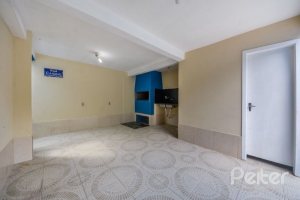 Casa à venda com 120m², 3 dormitórios, 2 vagas, no bairro Ipanema em Porto Alegre