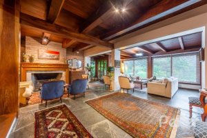  à venda, no bairro  em 