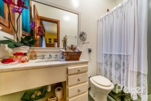  à venda, no bairro  em 